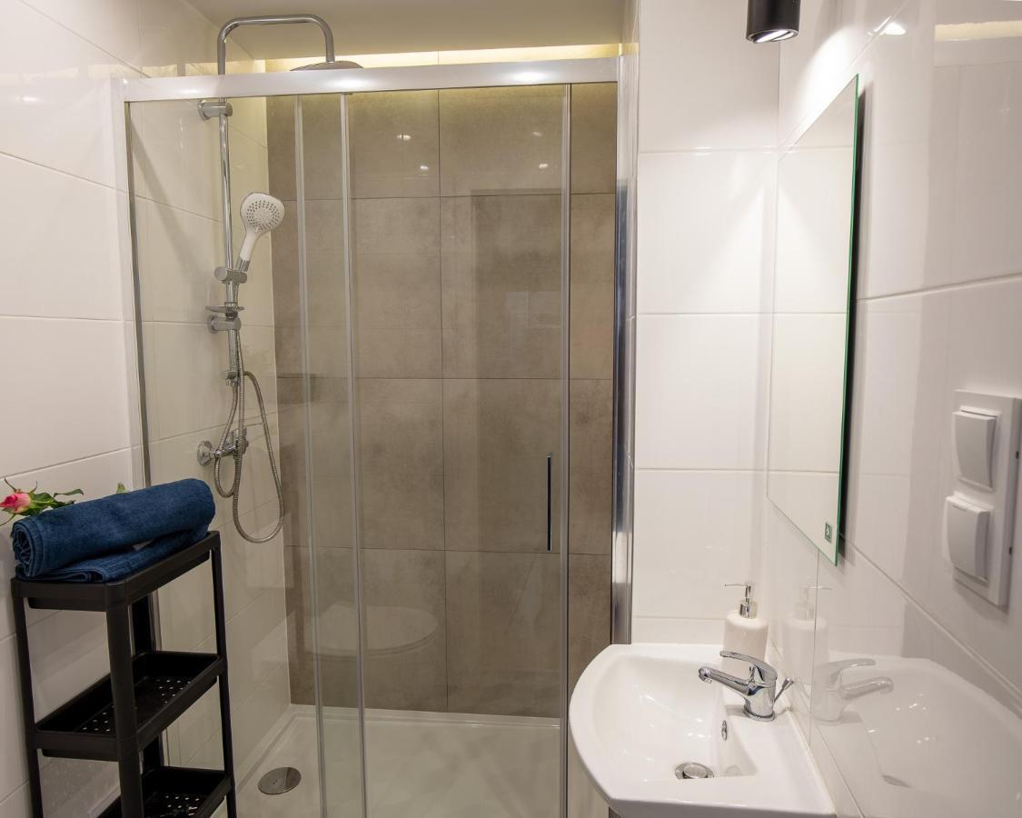 Apartament Marta Varşovia Exterior foto